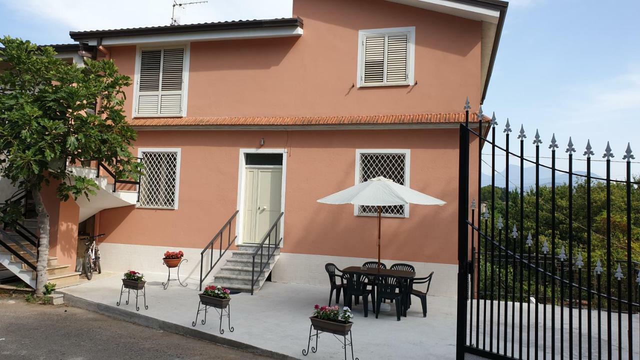 Carla'S House - Relax A Scalea Tra Mare E Monti Apartment ภายนอก รูปภาพ